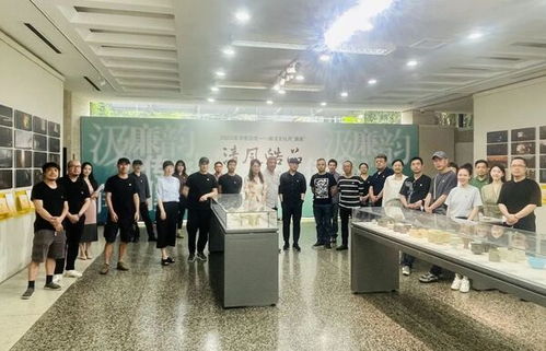 繪語清風(fēng) 藝術(shù)交流中的黨性錘煉與文化傳承——記一次主題黨日活動(dòng)